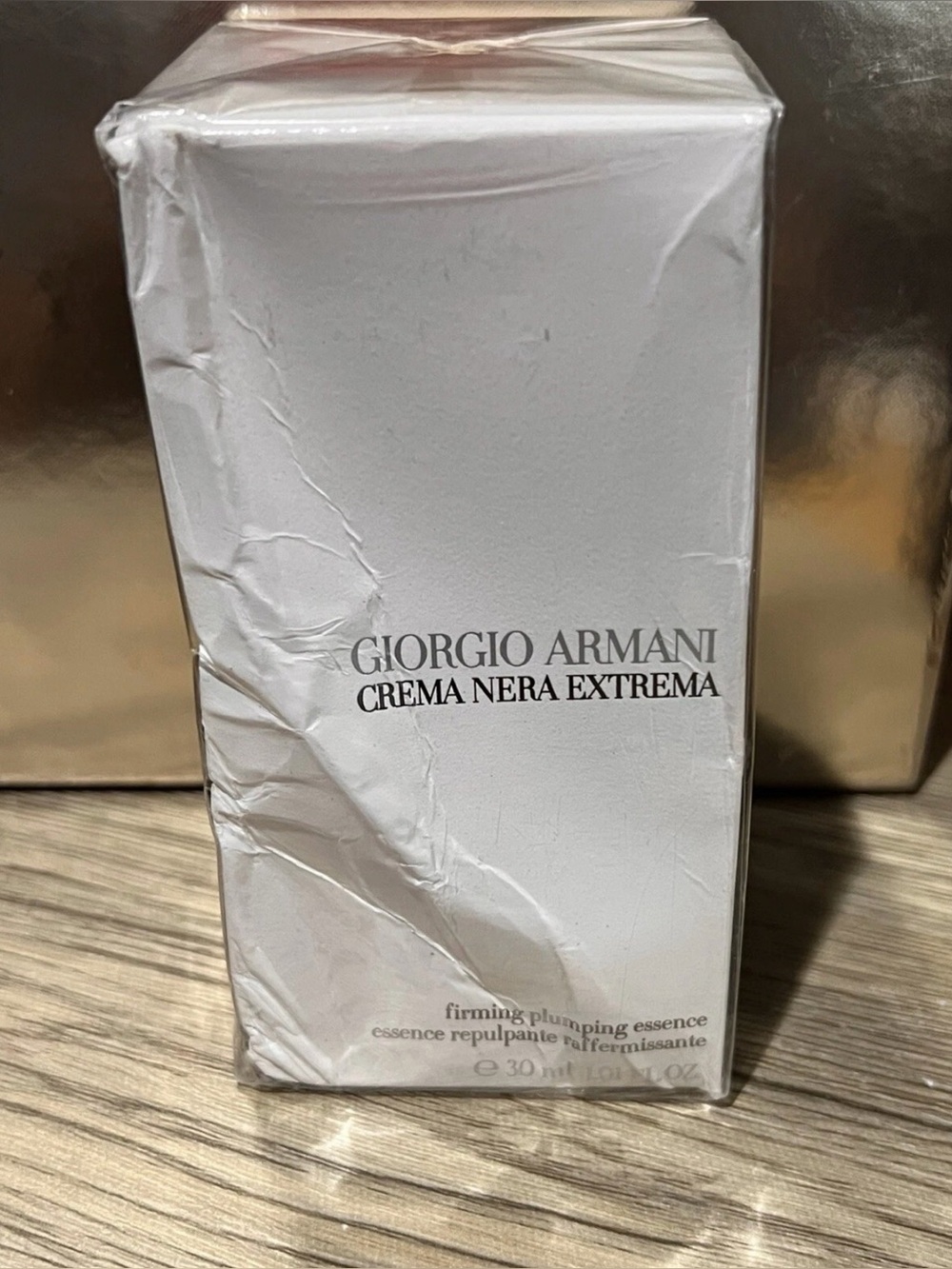 Giorgio Armani Crema Nera Extrema Firming Plumping Essence 1.01oz  New With Box